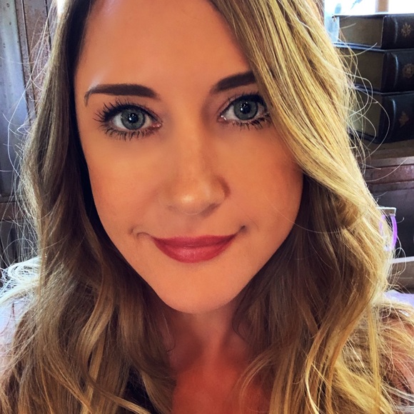 Meet your Posher, Margaret - Picture 1 of 1